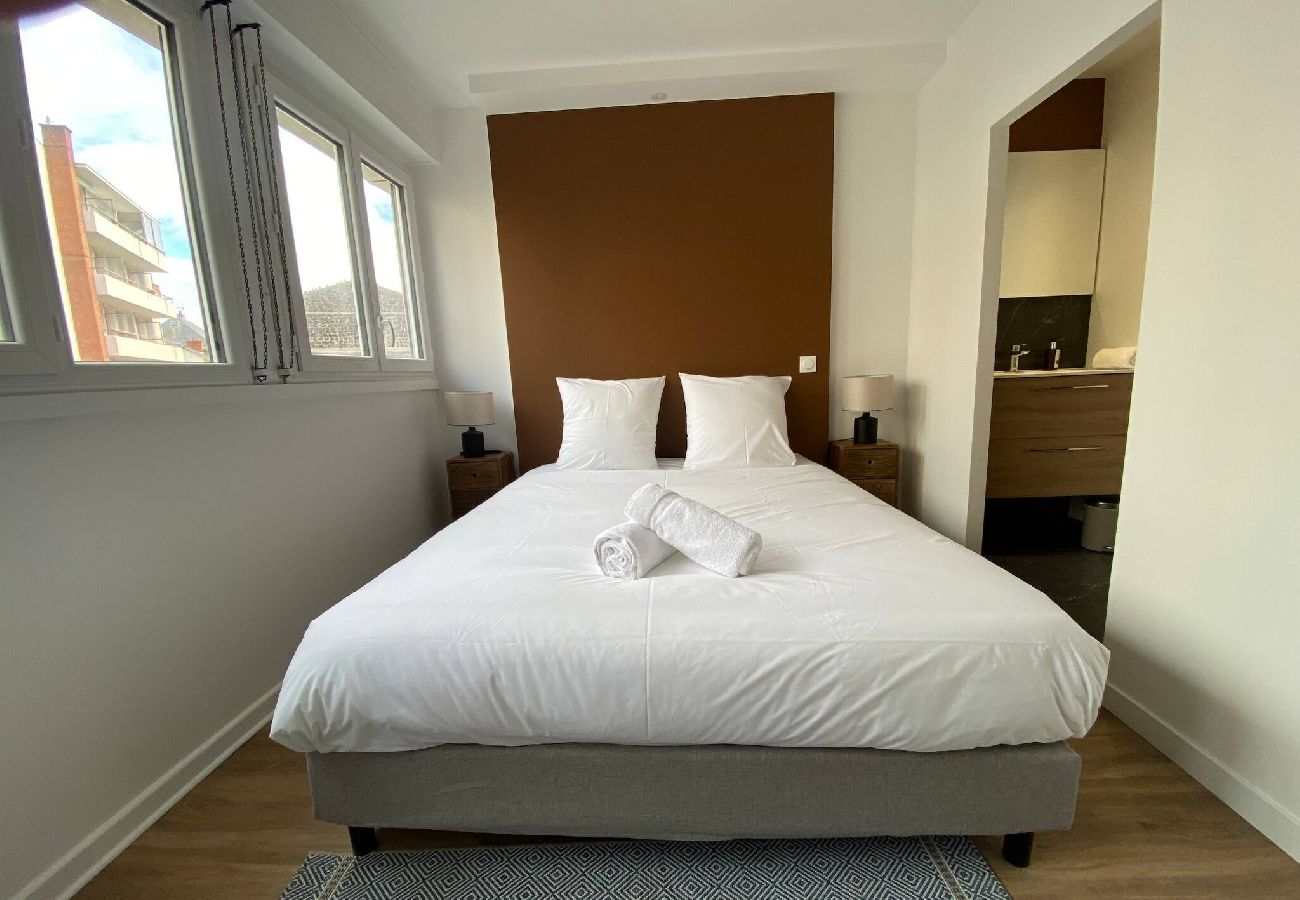 Appartement à Chamalières - Pasteur - Appart 40m2 cosy neuf avec garage privé