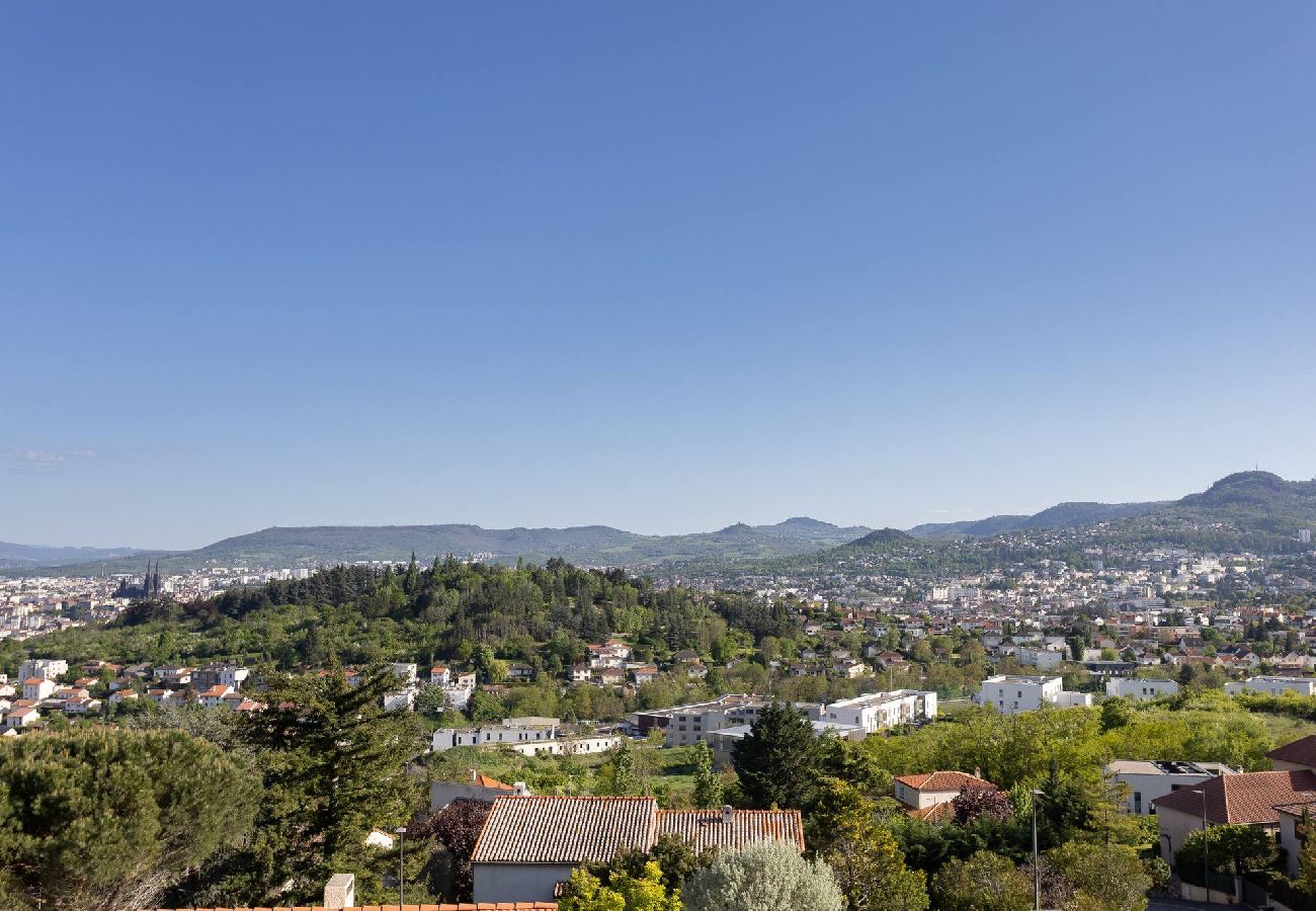 Villa à Clermont-Ferrand - Villa de la terre vers le ciel