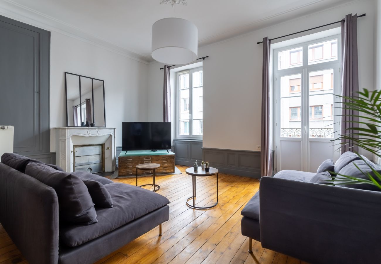 Appartement à Clermont-Ferrand - Lafayette - Appart chic centre-ville proche Lecoq