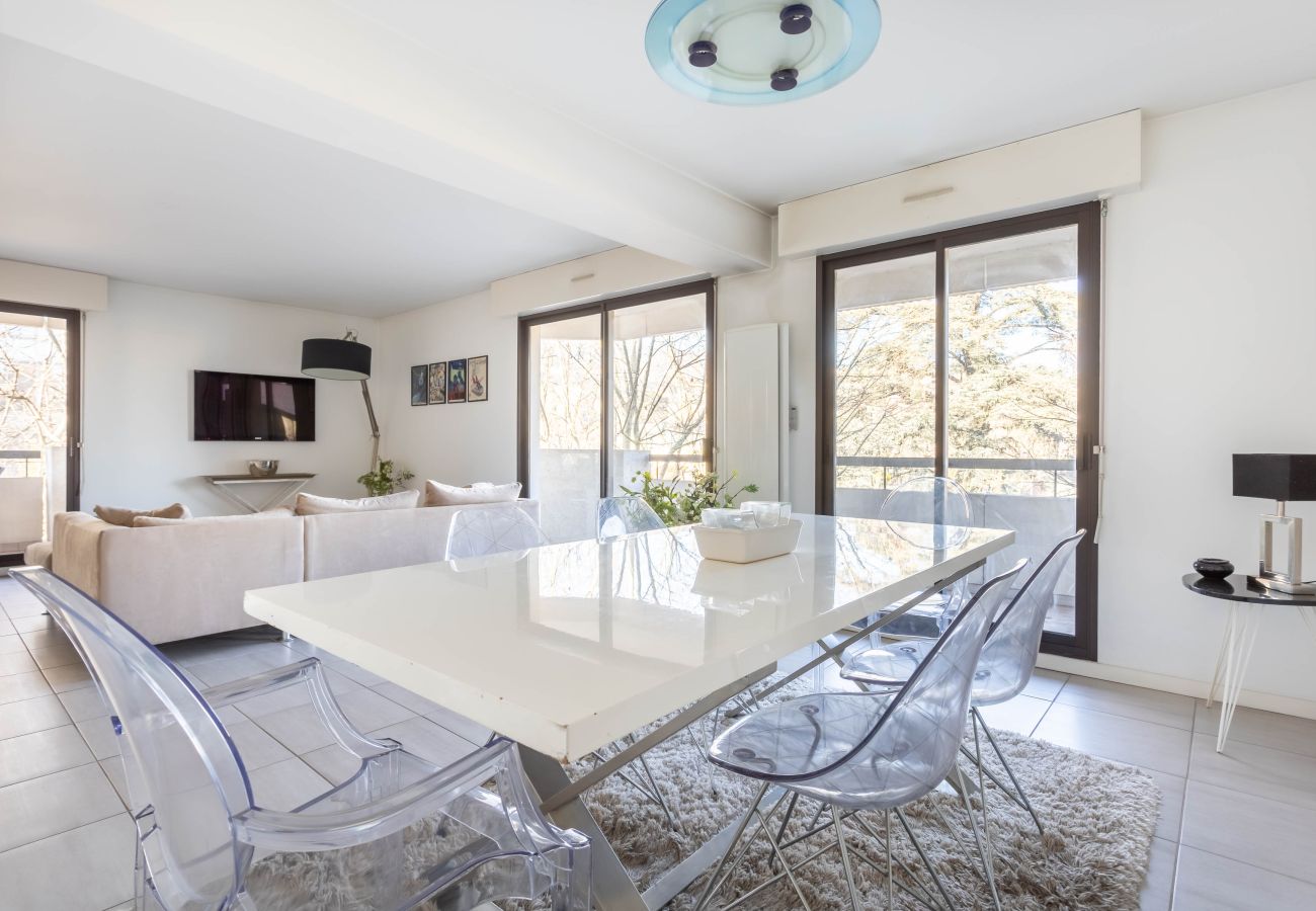 Appartement à Chamalières - Passerelle - Appart centre-ville balcon & garage