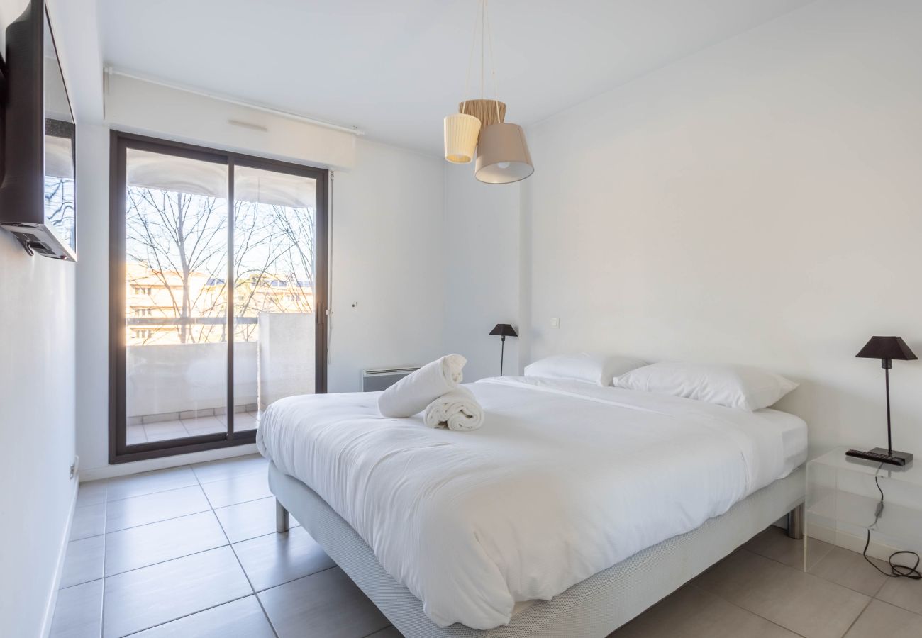 Appartement à Chamalières - Passerelle - Appart centre-ville balcon & garage