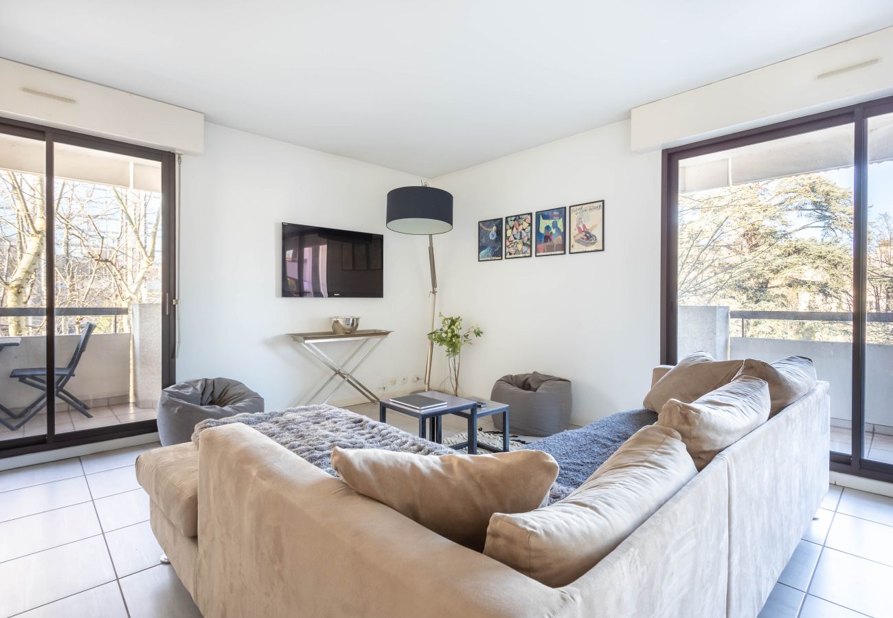 Appartement à Chamalières - Passerelle - Appart centre-ville balcon & garage