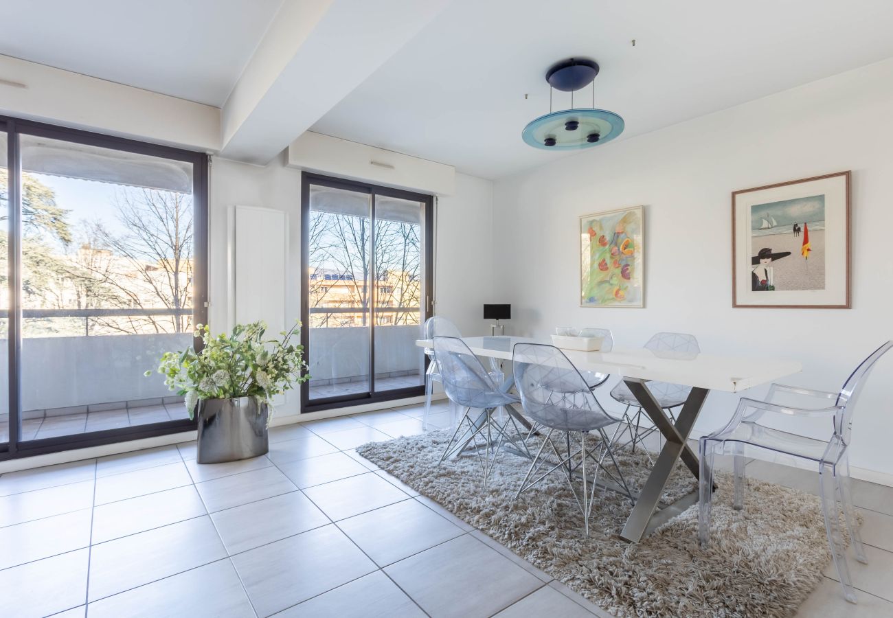 Appartement à Chamalières - Passerelle - Appart centre-ville balcon & garage