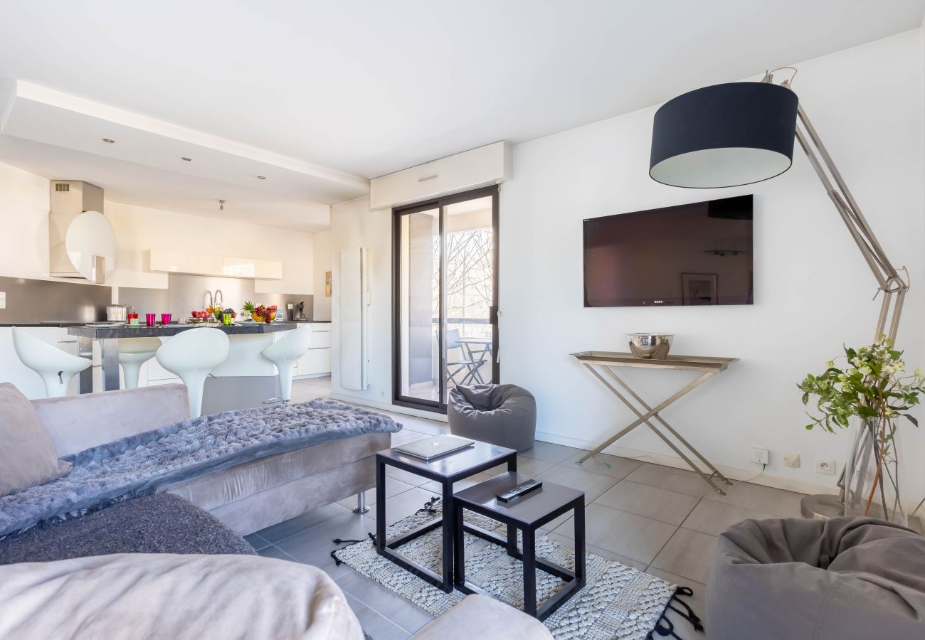 Appartement à Chamalières - Passerelle - Appart centre-ville balcon & garage