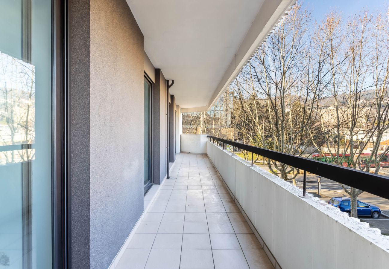 Appartement à Chamalières - Passerelle - Appart centre-ville balcon & garage