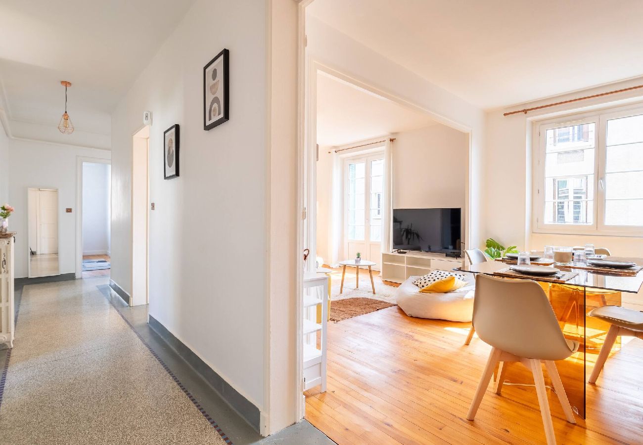 Appartement à Clermont-Ferrand - Le Drelon - Appt chic en centre-ville & garage pv