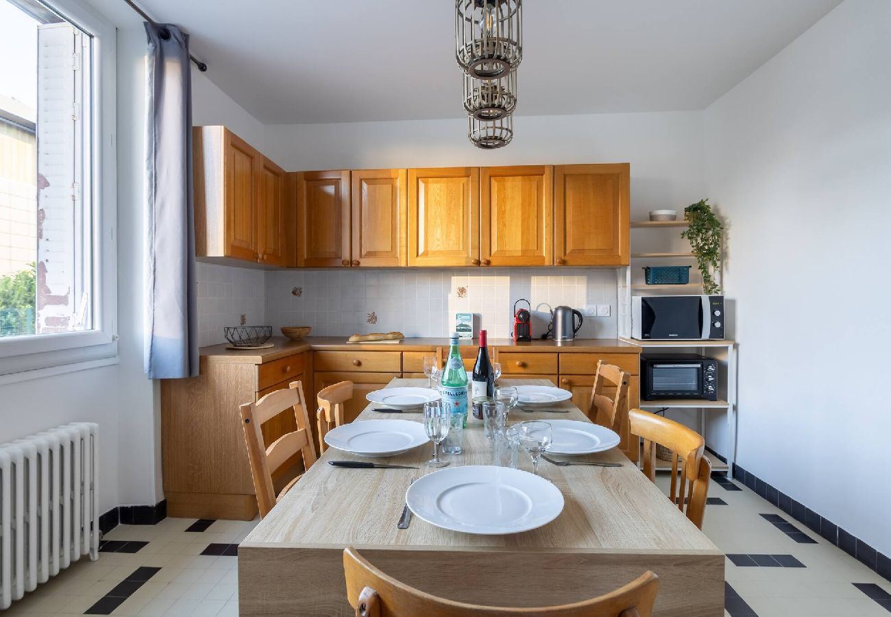 Appartement à Clermont-Ferrand - Bruyant 1er- Appt cosy au calme à 9min à pied du t