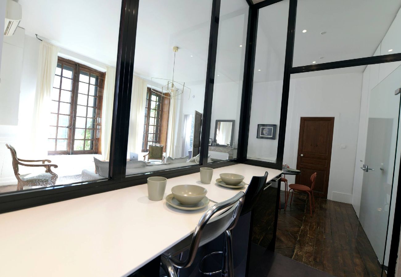 Appartement à Clermont-Ferrand - L'insolite - Appart 53m2, cosy & proche cathédrale