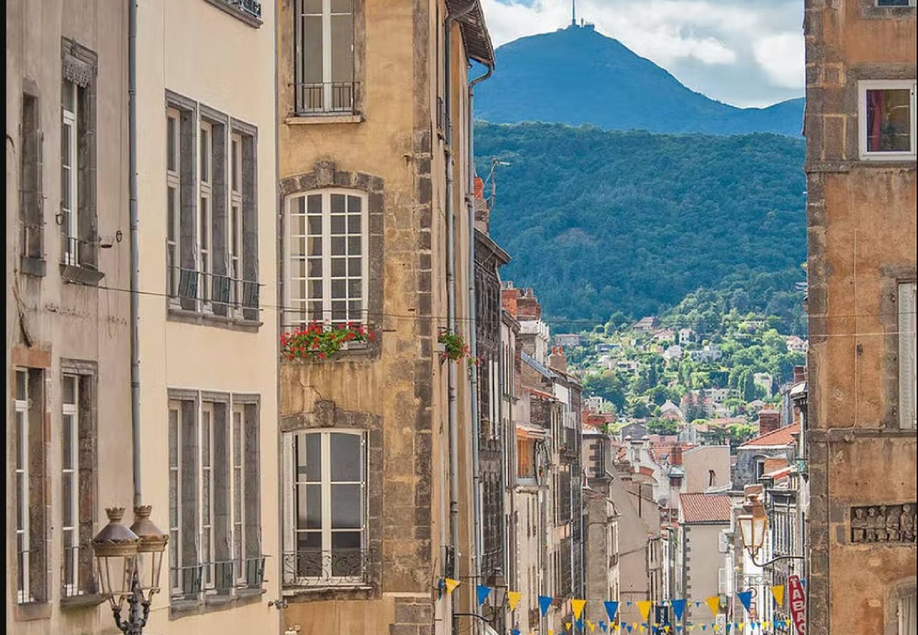 Appartement à Clermont-Ferrand - L'insolite - Appart 53m2, cosy & proche cathédrale
