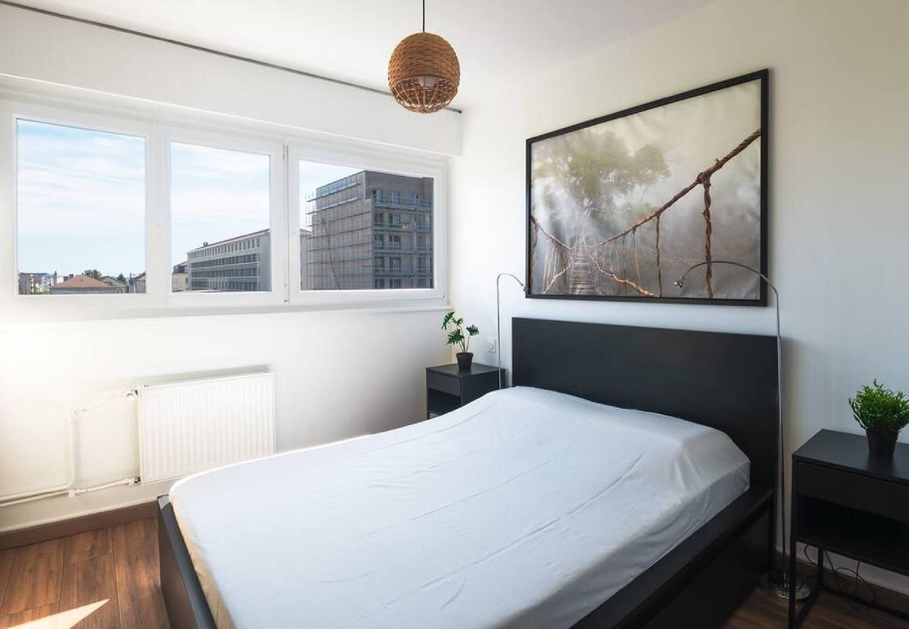 Appartement à Clermont-Ferrand - Jungle - Appart rénové & lumineux à 2 min du TRAM