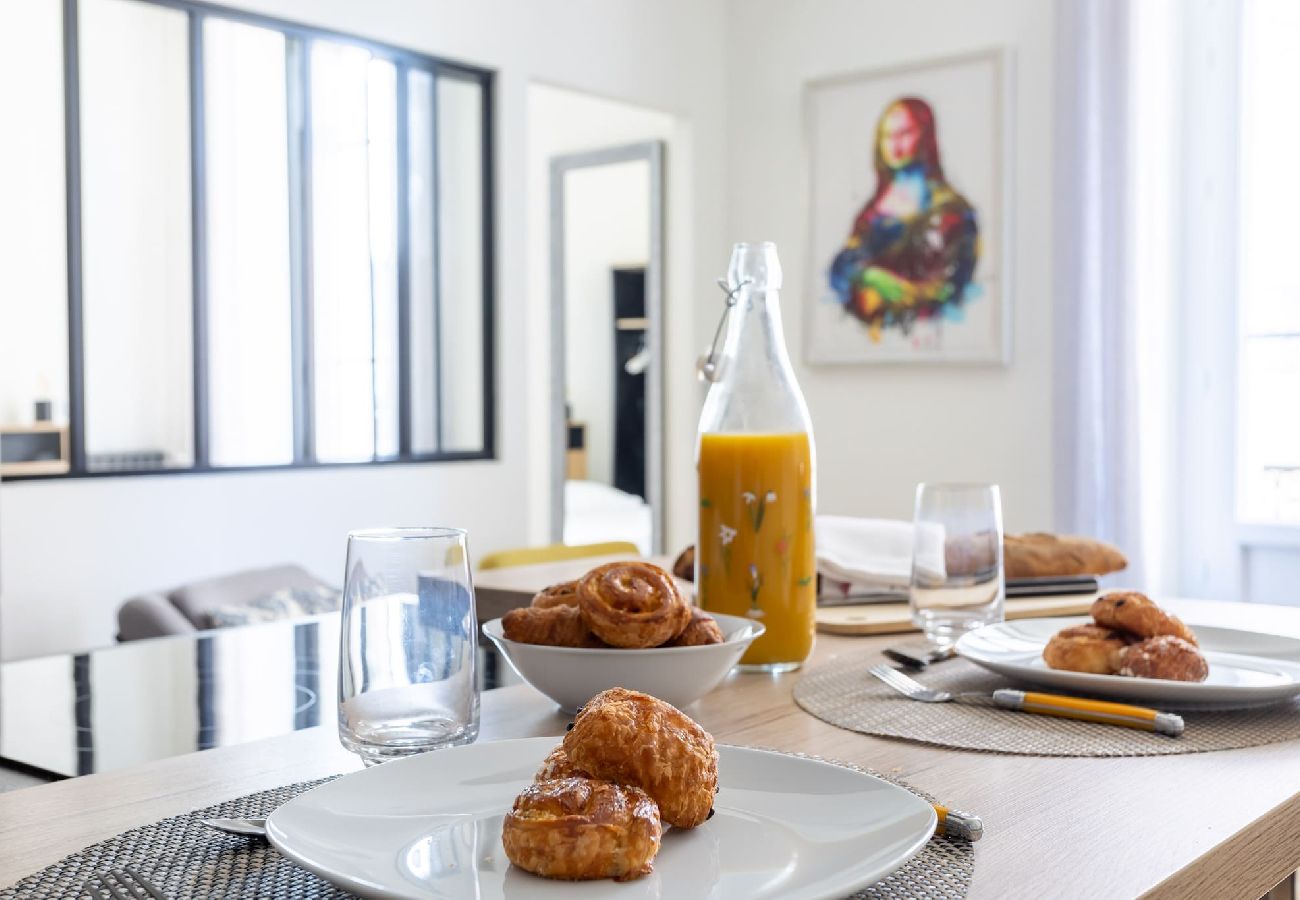 Appartement à Royat - Le Louvre - Appart proche thermes chic & douillet