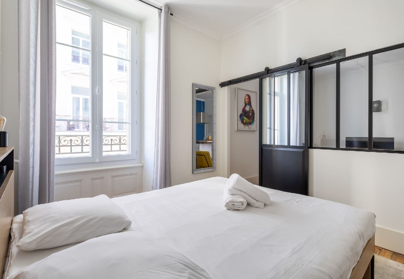 Appartement à Royat - Le Louvre - Appart proche thermes chic & douillet