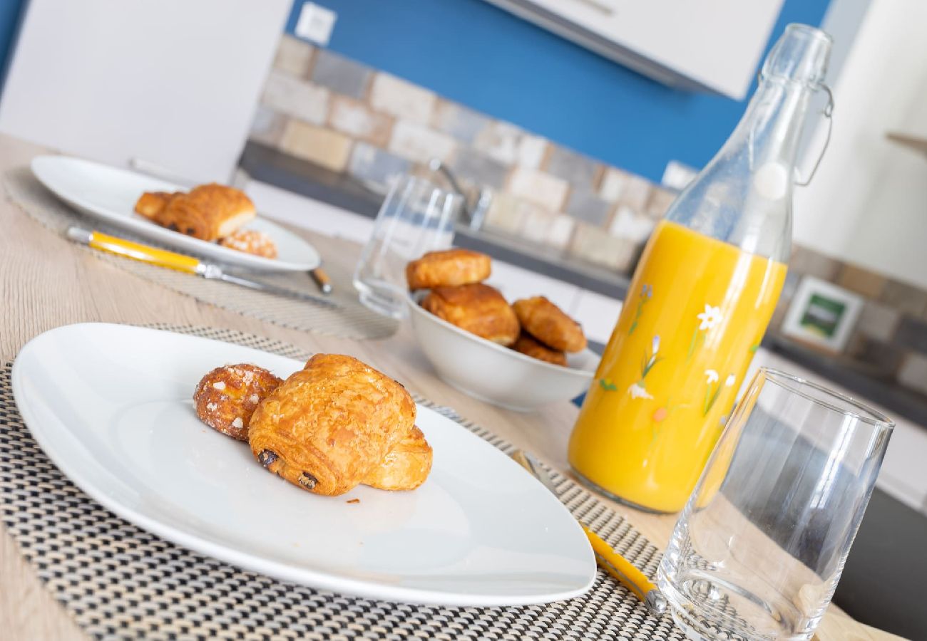 Appartement à Royat - Le Louvre - Appart proche thermes chic & douillet