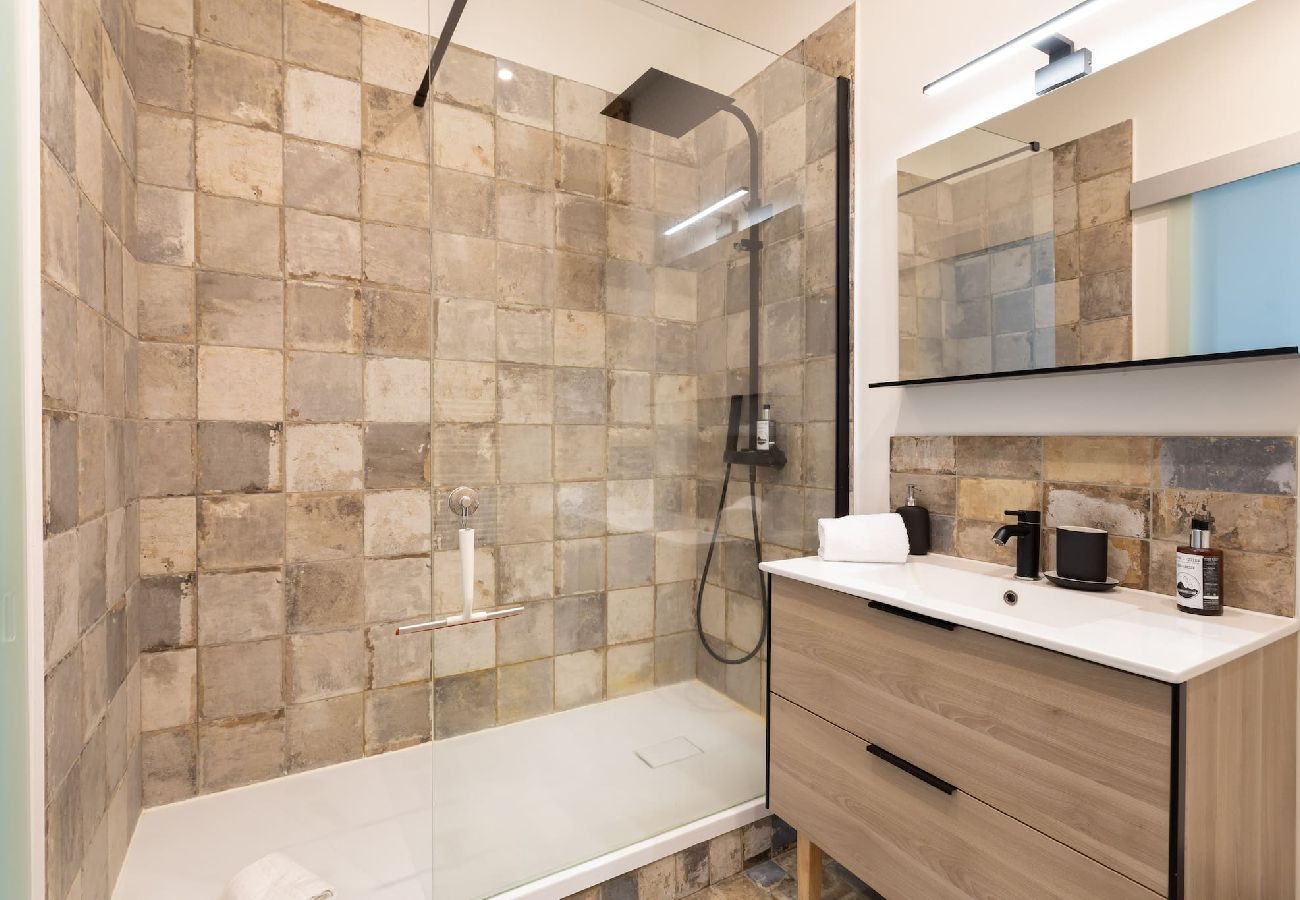 Appartement à Royat - Le Louvre - Appart proche thermes chic & douillet