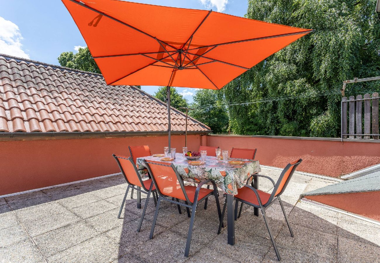 Appartement à Orcines - Orcines -Appt Lumineux & calme - Vulcania à 10 min