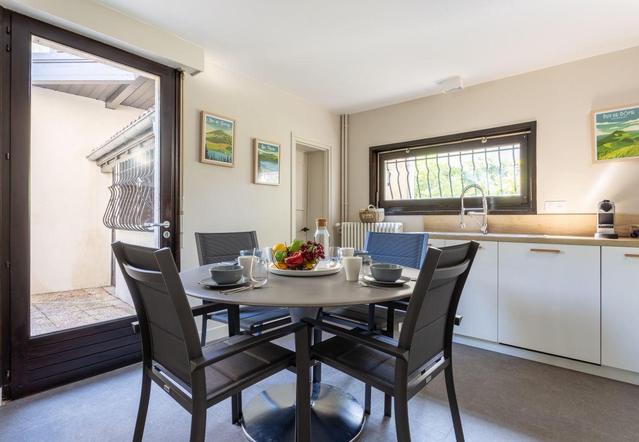 Maison à Ceyrat - Ceyrat - Maison chic, calme avec jardin et vue sur