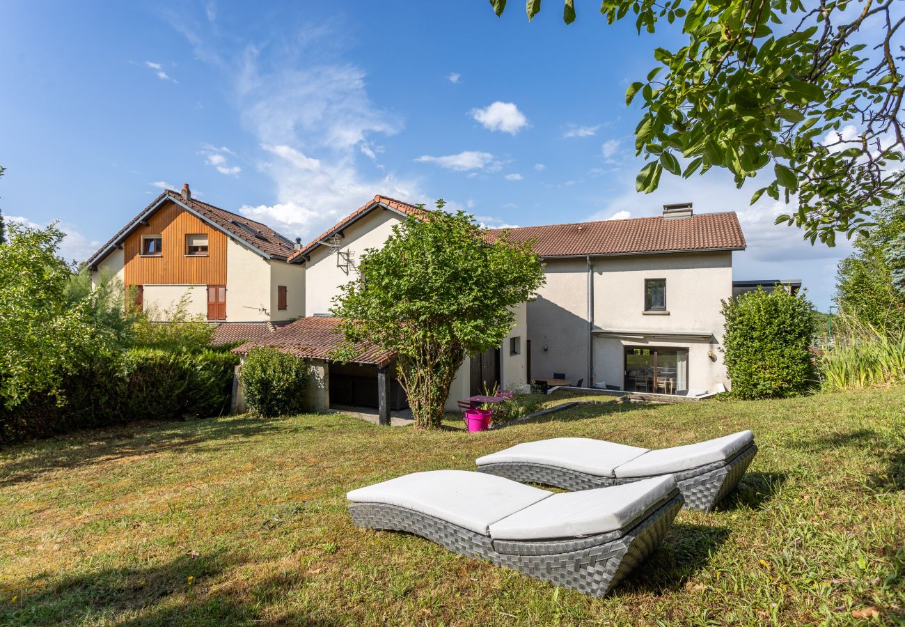 Maison à Ceyrat - Ceyrat - Maison chic, calme avec jardin et vue sur
