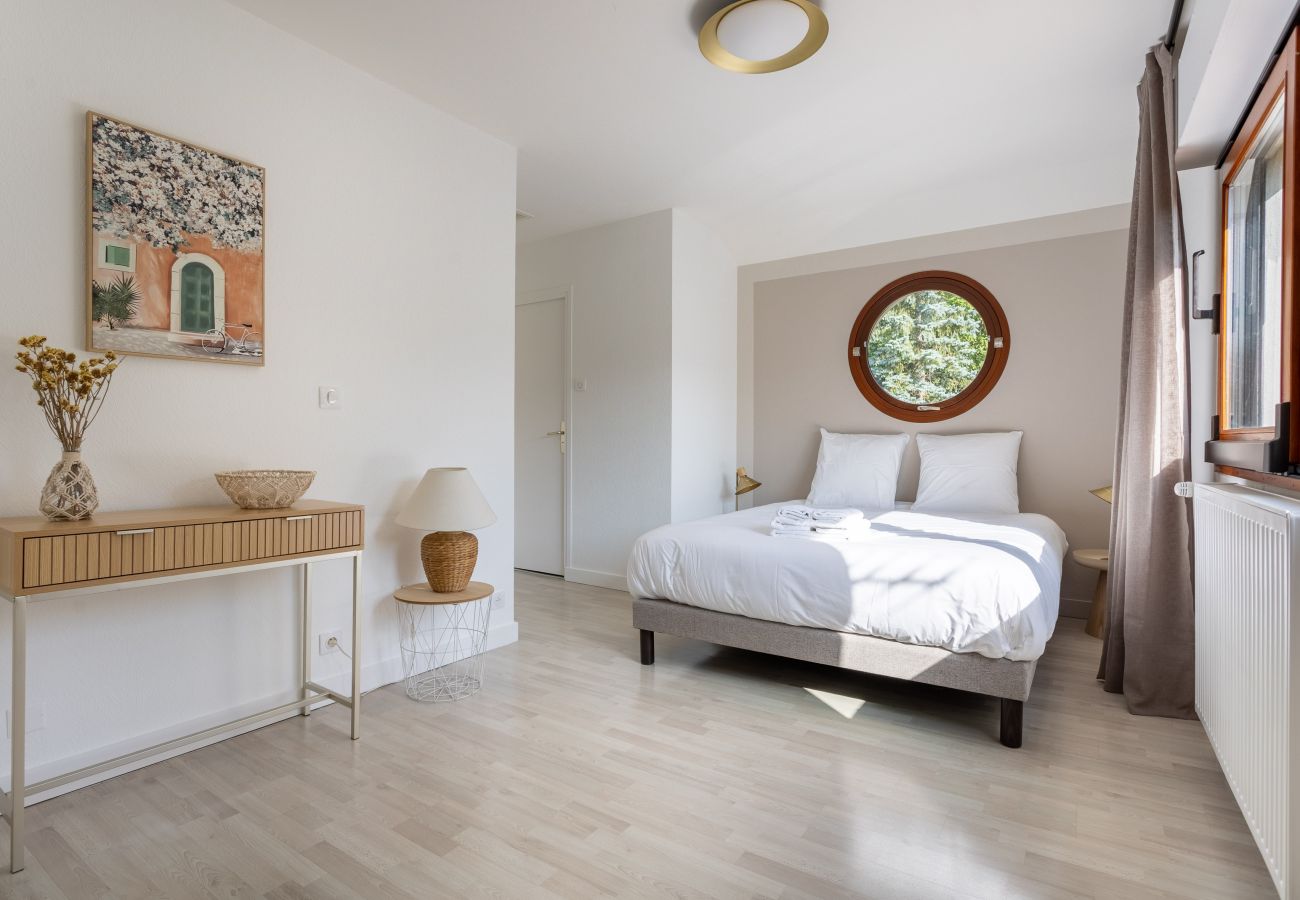 Maison à Ceyrat - Ceyrat - Maison chic, calme avec jardin et vue sur