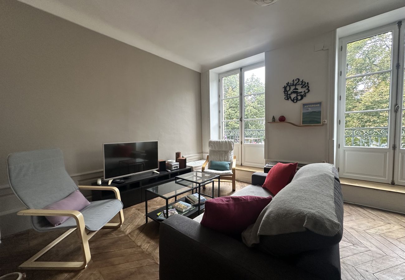 Appartement à Clermont-Ferrand - Herem Charme de l ancien en centre ville