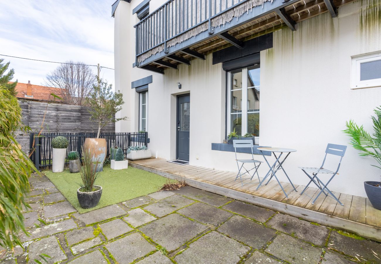 Appartement à Clermont-Ferrand - 153- Lumineux Calme & Climatisé